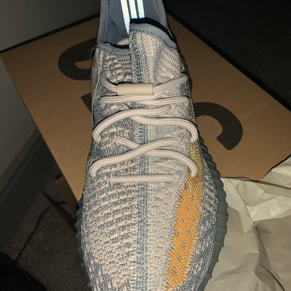 Yeezy - Picture 3 of 9